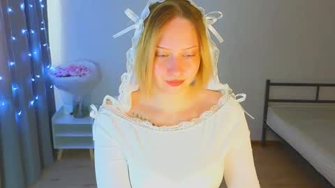 Cutie online show from 11/01/25, 03:19