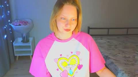 Cutie online show from 11/07/25, 09:09