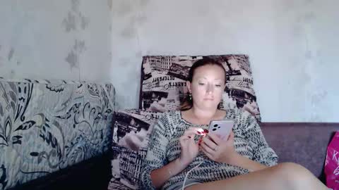 Snapshot of angellllsexy chatting on 09/13/25, 03:01 Galina online show from 09/13/25, 03:01