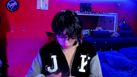 Snapshot of angellonfire chatting on 12/31/24, 06:59 Angel  online show from 12/31/24, 06:59