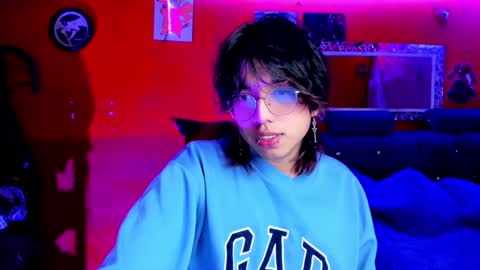 Snapshot of angellonfire chatting on 02/01/25, 03:52 Angel  online show from 02/01/25, 03:52