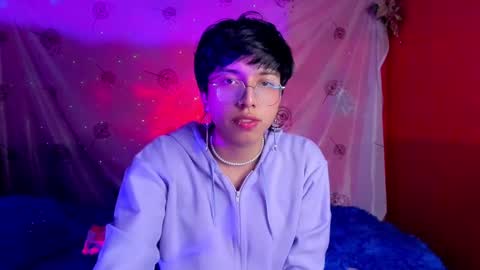 Snapshot of angellonfire chatting on 02/10/25, 03:46 Angel  online show from 02/10/25, 03:46