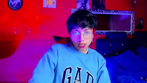 Snapshot of angellonfire chatting on 02/18/25, 03:43 Angel  online show from 02/18/25, 03:43