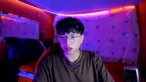 Snapshot of angellonfire chatting on 09/17/25, 05:42 Angel  online show from 09/17/25, 05:42