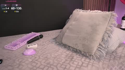   online show from 01/09/25, 02:18