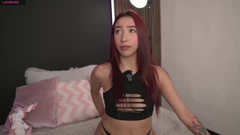   online show from 02/19/25, 02:34