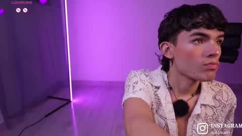 Angelo I work from home this is my room  online show from 03/05/26, 03:13