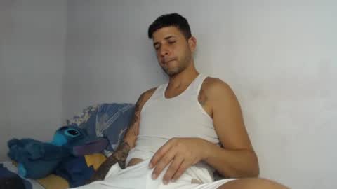 Snapshot of angelof_fire chatting on 02/12/25, 06:09 Angel online show from 02/12/25, 06:09
