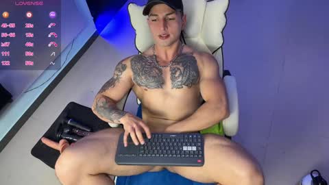 Angelo Ferro online show from 02/08/25, 01:43