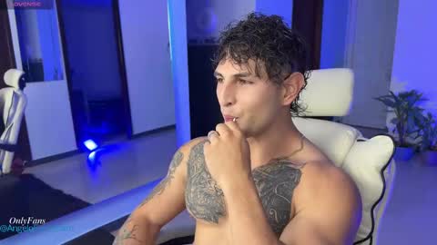 Angelo Ferro online show from 02/23/25, 01:24