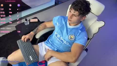 Angelo Ferro online show from 02/25/25, 02:14