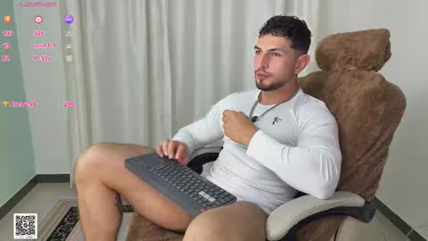 Angelo Ferro online show from 09/18/25, 02:02