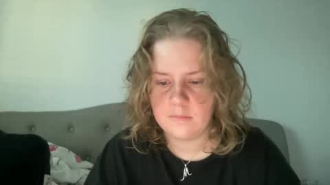 Snapshot of angeloflight273360 chatting on 02/02/26, 12:48 Angel of Light online show from 02/02/26, 12:48