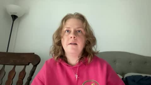 Snapshot of angeloflight273360 chatting on 02/25/26, 01:43 Angel of Light online show from 02/25/26, 01:43