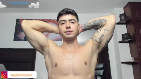 Snapshot of angelovfitnessxv chatting on 12/14/24, 12:11 angelov online show from 12/14/24, 12:11