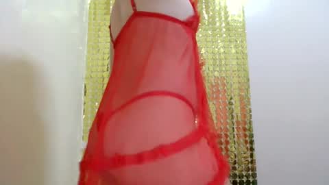Snapshot of angelplay1090 chatting on 01/04/25, 10:45 angelplay1090 online show from 01/04/25, 10:45