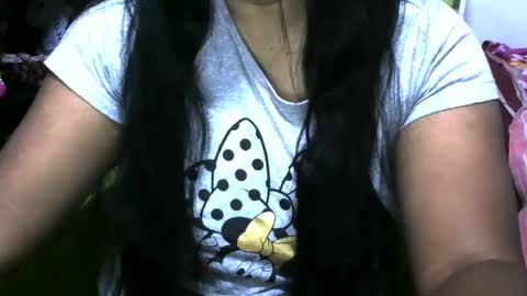 Snapshot of angelpriya555 chatting on 12/19/24, 06:12 angelpriya555 online show from 12/19/24, 06:12