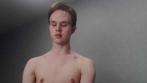 Snapshot of angelraaay chatting on 01/23/25, 12:19 Angel online show from 01/23/25, 12:19