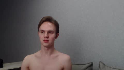 Snapshot of angelraaay chatting on 01/28/25, 06:28 Angel online show from 01/28/25, 06:28