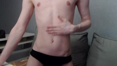 Snapshot of angelraaay chatting on 01/29/25, 03:15 Angel online show from 01/29/25, 03:15