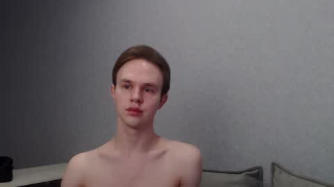 Snapshot of angelraaay chatting on 02/05/25, 09:15 Angel online show from 02/05/25, 09:15