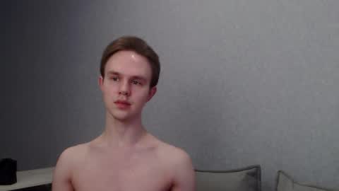 Snapshot of angelraaay chatting on 02/07/25, 09:37 Angel online show from 02/07/25, 09:37