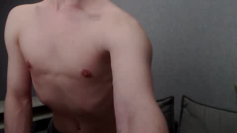 Snapshot of angelraaay chatting on 02/09/25, 03:56 Angel online show from 02/09/25, 03:56