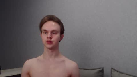 Snapshot of angelraaay chatting on 02/13/25, 08:59 Angel online show from 02/13/25, 08:59