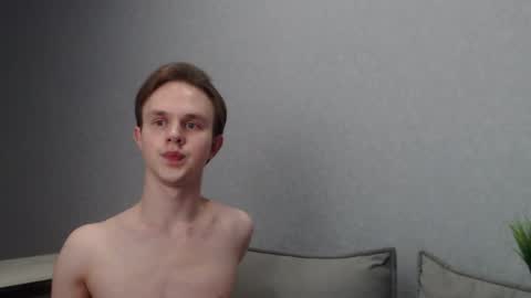 Snapshot of angelraaay chatting on 02/13/25, 06:59 Angel online show from 02/13/25, 06:59