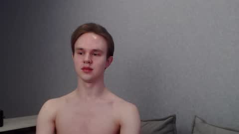 Snapshot of angelraaay chatting on 02/18/25, 08:59 Angel online show from 02/18/25, 08:59