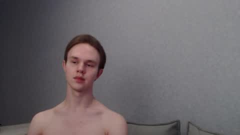 Snapshot of angelraaay chatting on 02/23/25, 12:05 Angel online show from 02/23/25, 12:05