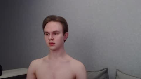 Snapshot of angelraaay chatting on 03/01/25, 09:07 Angel online show from 03/01/25, 09:07