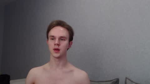 Snapshot of angelraaay chatting on 03/06/25, 09:03 Angel online show from 03/06/25, 09:03