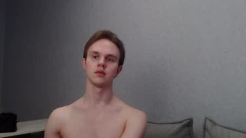 Snapshot of angelraaay chatting on 03/06/25, 12:09 Angel online show from 03/06/25, 12:09