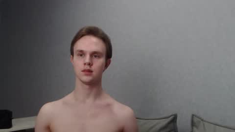 Snapshot of angelraaay chatting on 03/06/25, 09:42 Angel online show from 03/06/25, 09:42