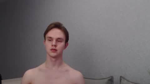 Snapshot of angelraaay chatting on 03/08/25, 12:09 Angel online show from 03/08/25, 12:09