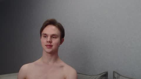 Snapshot of angelraaay chatting on 03/12/25, 03:18 Angel online show from 03/12/25, 03:18