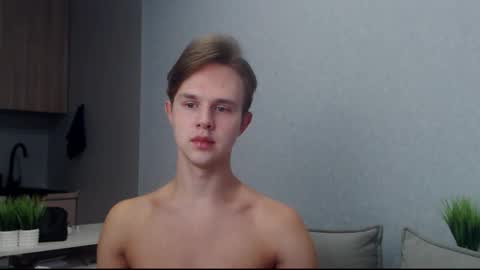 Snapshot of angelraaay chatting on 09/23/25, 08:50 Angel online show from 09/23/25, 08:50