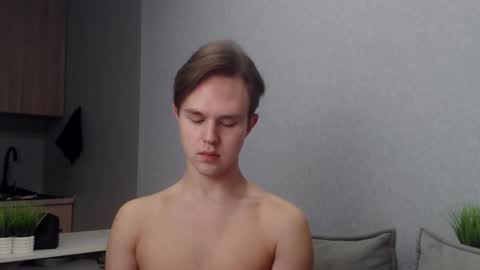 Snapshot of angelraaay chatting on 12/01/25, 11:59 Angel online show from 12/01/25, 11:59