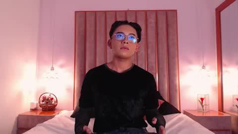 Angel online show from 12/21/25, 03:35