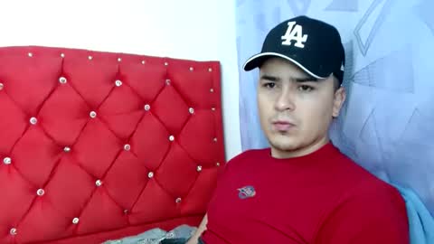 angels_0001 online show from 12/18/24, 07:36