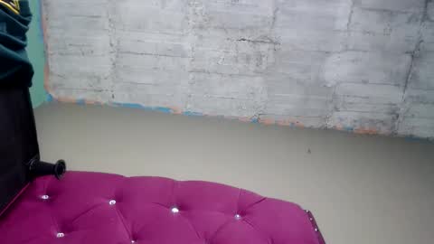 angels_0001 online show from 11/25/25, 05:07