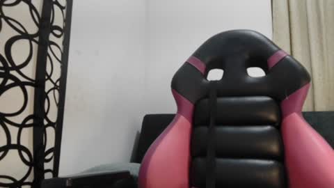 Snapshot of angels_chat chatting on 06/30/26, 06:36 ivanna online show from 06/30/26, 06:36