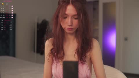 Nikki online show from 10/08/25, 04:21