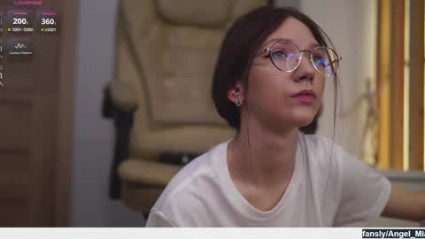 Nikki online show from 02/06/26, 08:51