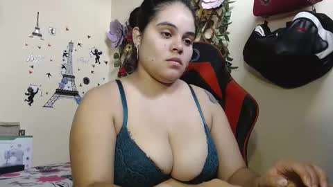 Snapshot of angelsexhotlatin chatting on 12/31/24, 03:09 angelsexhotlatin online show from 12/31/24, 03:09