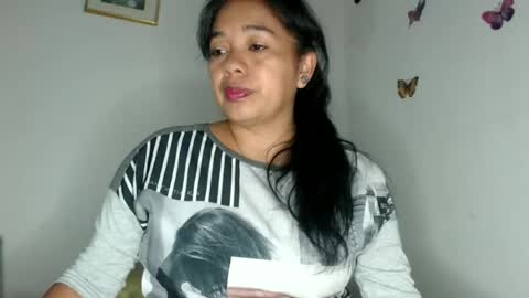 Snapshot of angelsexylatina chatting on 06/29/26, 12:50 rebeca online show from 06/29/26, 12:50