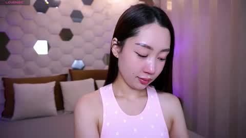 Snapshot of angelshy_ chatting on 09/28/25, 05:57 angelshy_ online show from 09/28/25, 05:57