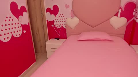 Snapshot of angelstonne_ chatting on 02/11/25, 09:42 Angel online show from 02/11/25, 09:42