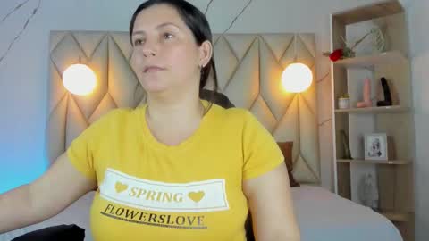 ANGIE online show from 02/10/26, 02:21